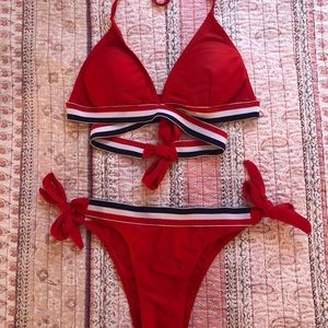 Matching Bikini Top & Bottoms